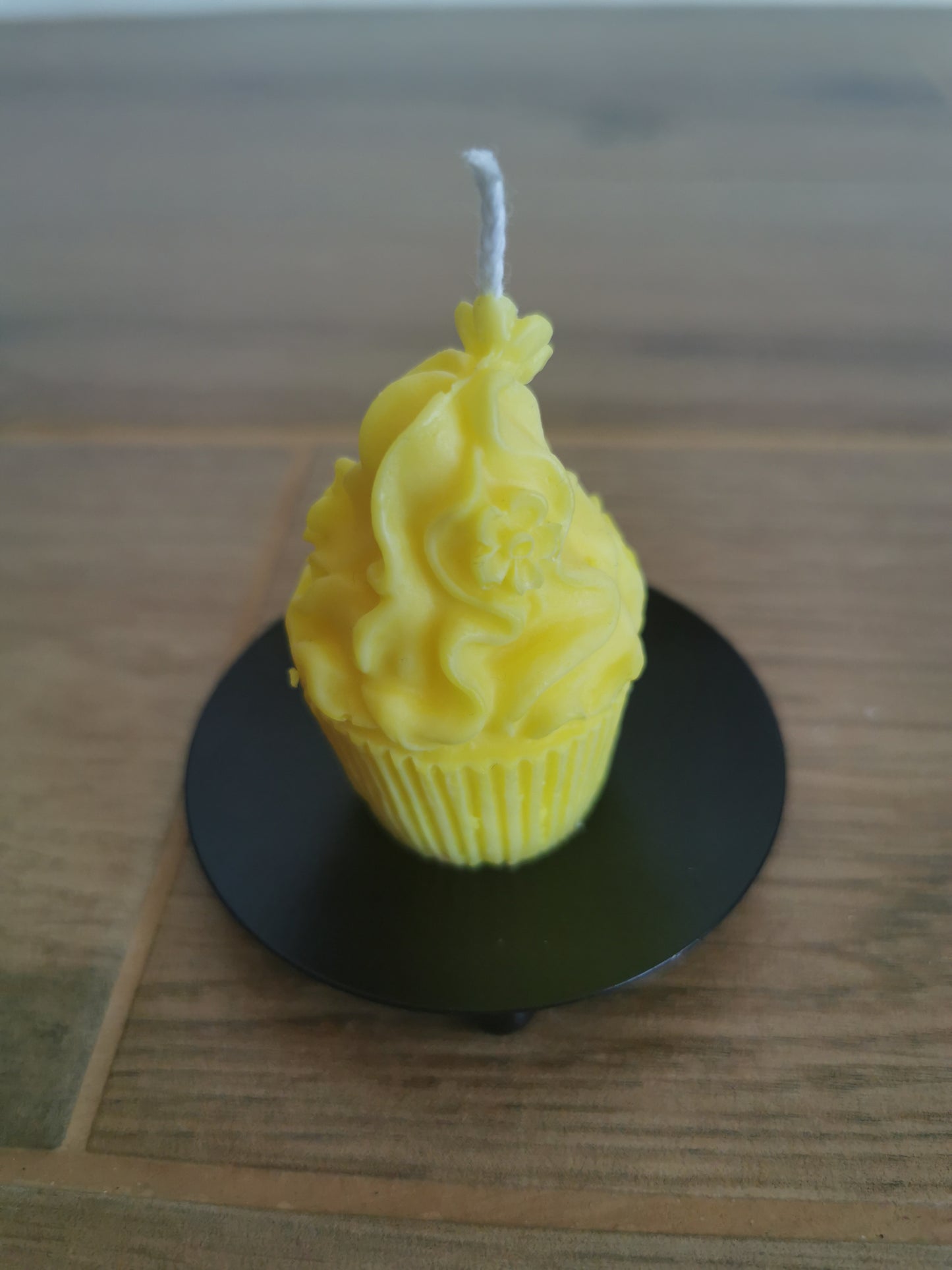 Sojavahast dekoratiivküünal VÄIKE MUFFIN