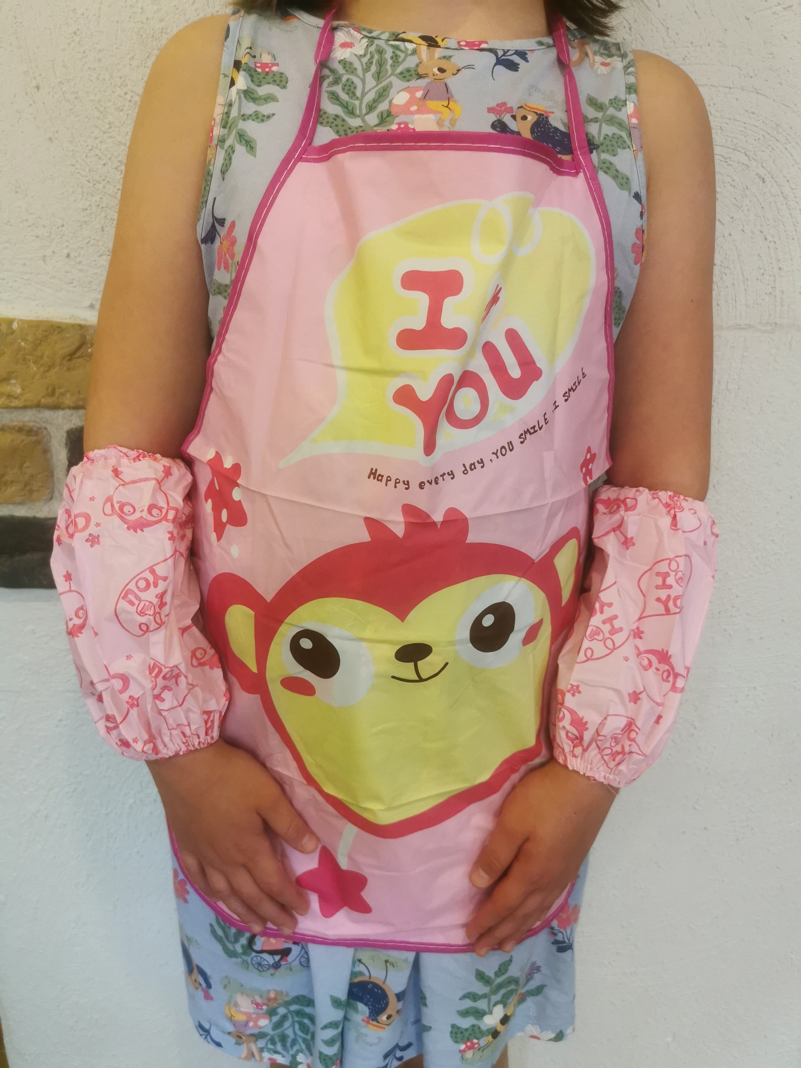 Kaitsepõll ja kätised kunstitundi