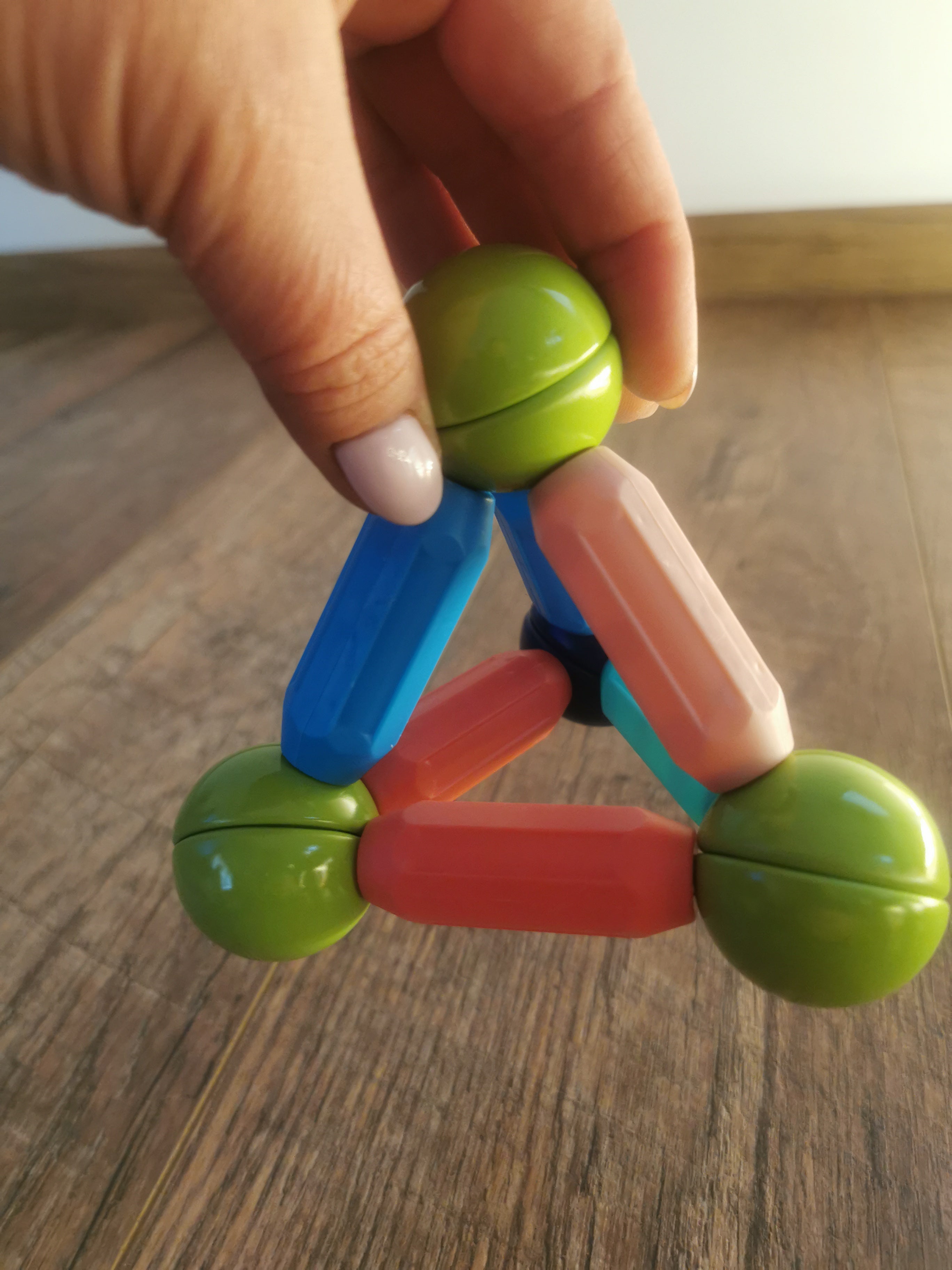 Magnetkonstruktor, 64 osa