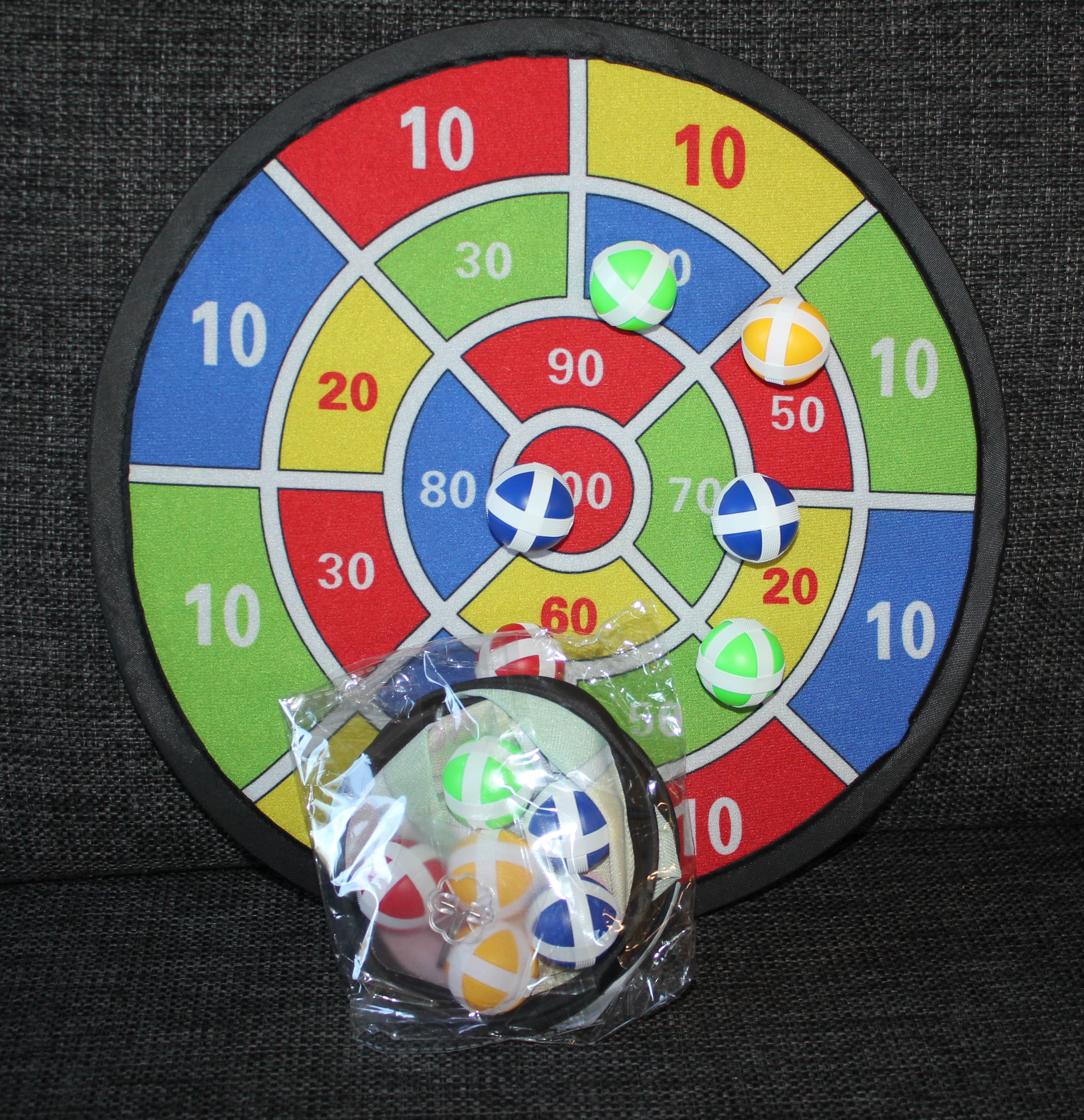 Märklaud takjapallidega