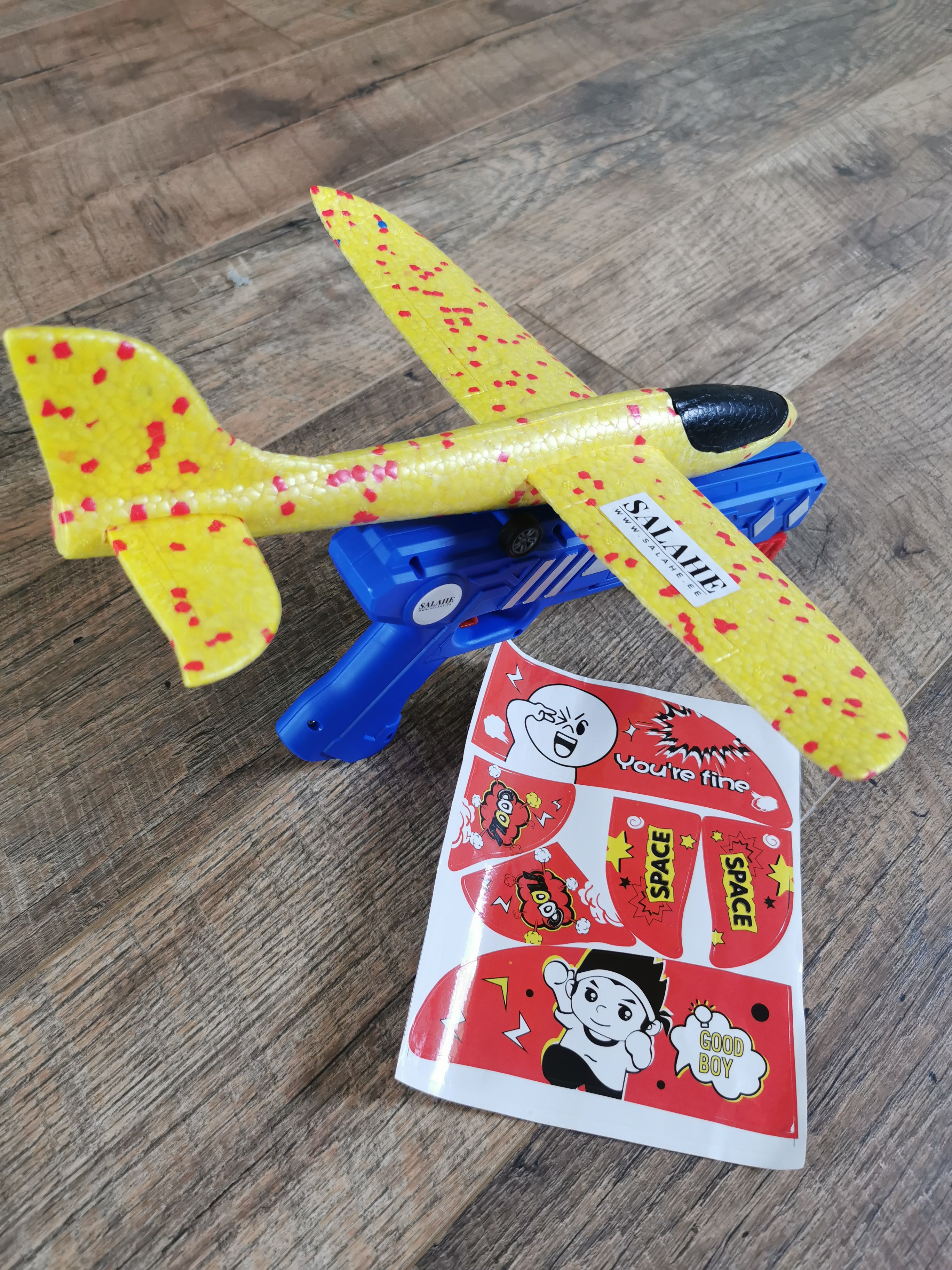 Lennuk koos katapuldiga (suur)