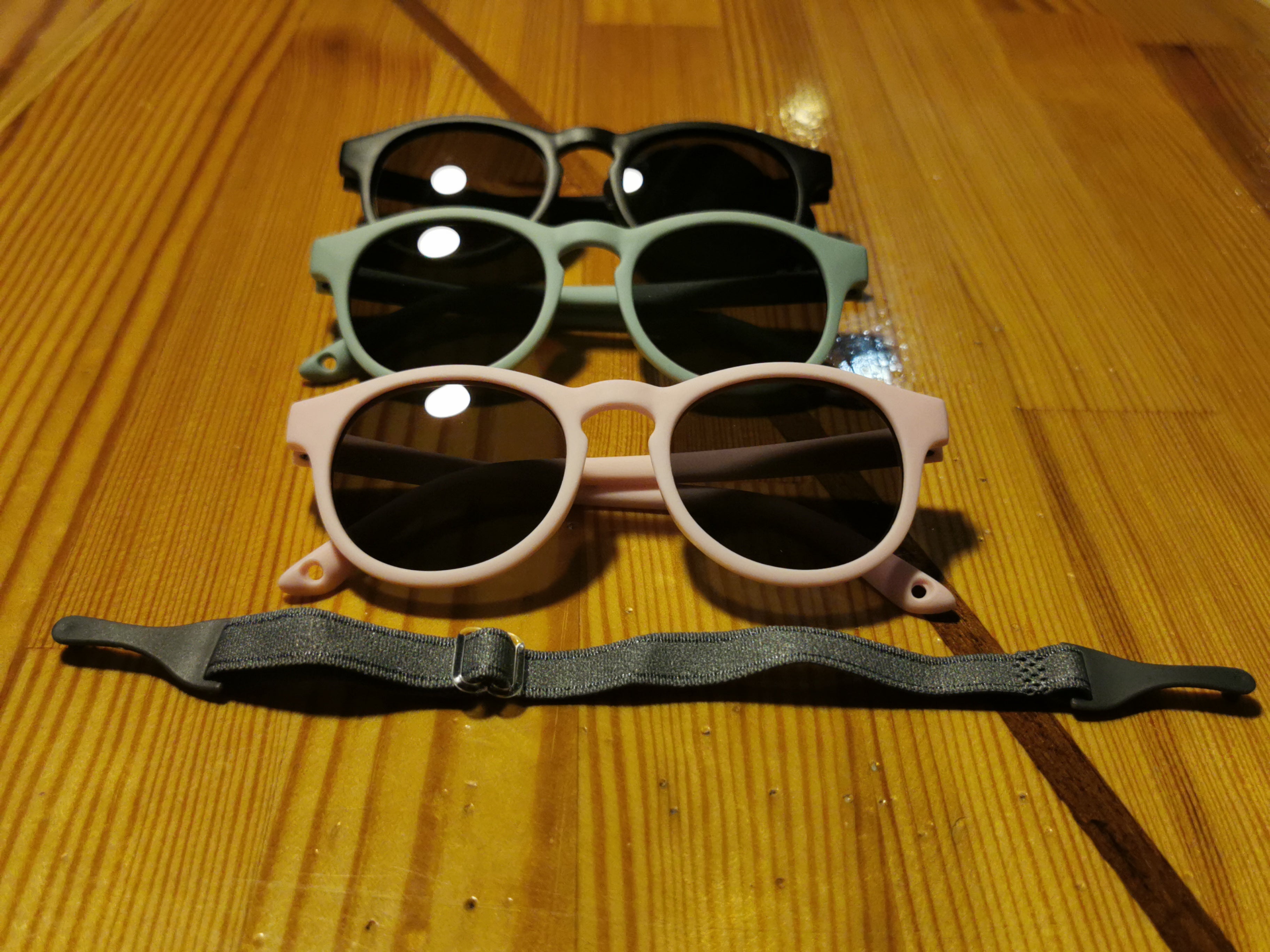 Painduva raamiga päikeseprillid kuni 3-aastastele