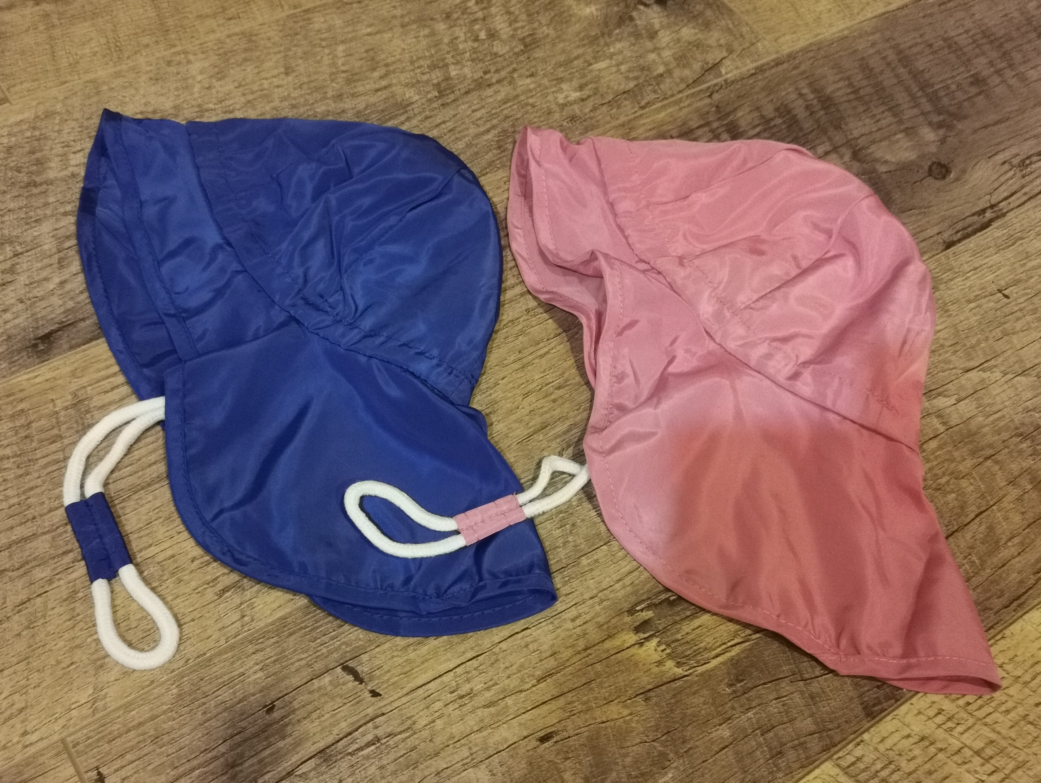 Kaitsev rannamüts beebidele