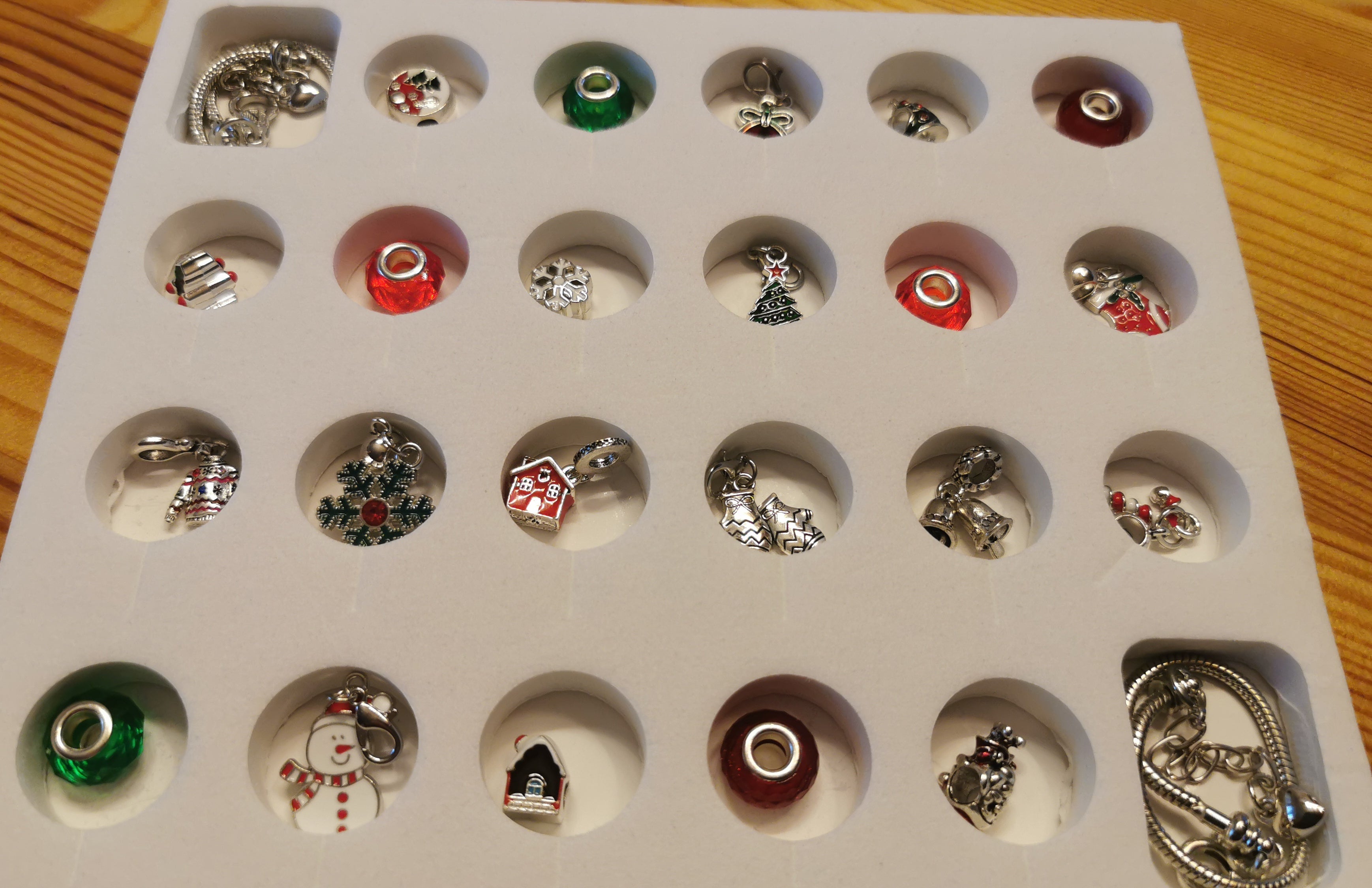 Jõulukalender pisikestele printsessidele