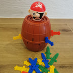 Lauamäng "Hull piraat"