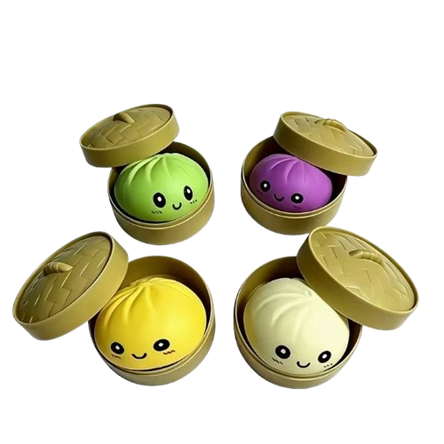Stressivastane mänguasi „Squishy Pelmeen“ klassikalise naerunäoga