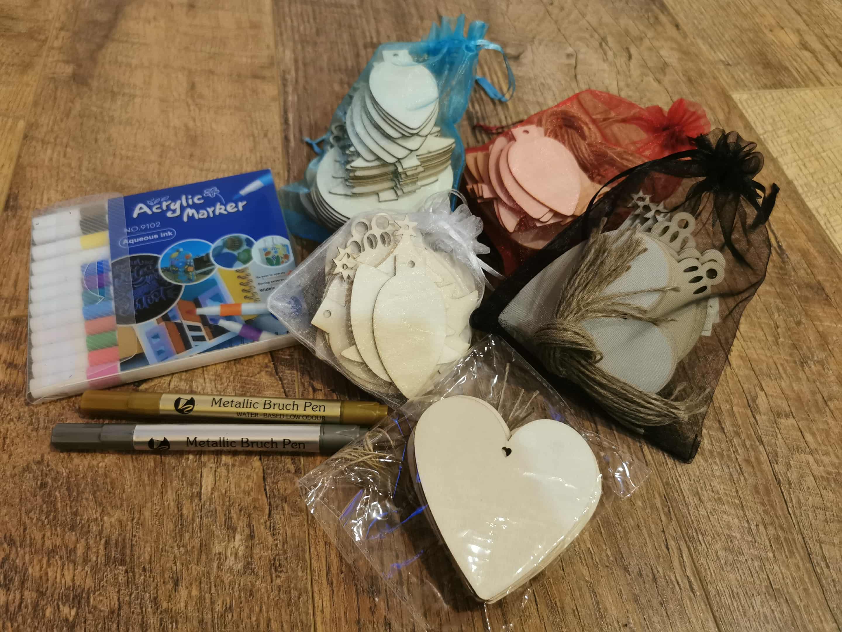 Puidust jõuluehted, erinevad komplektid