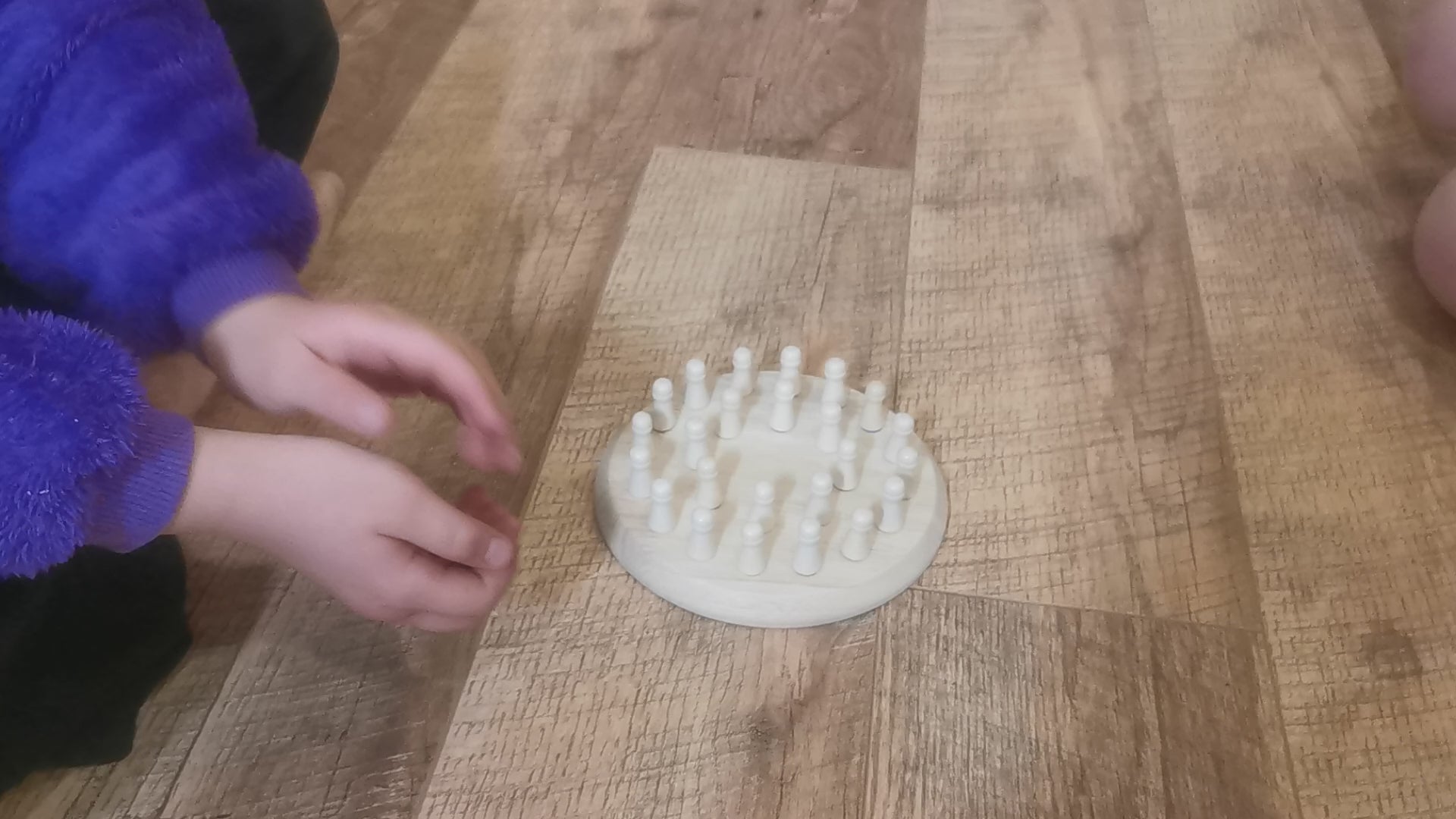 Puidust värvide memoriin